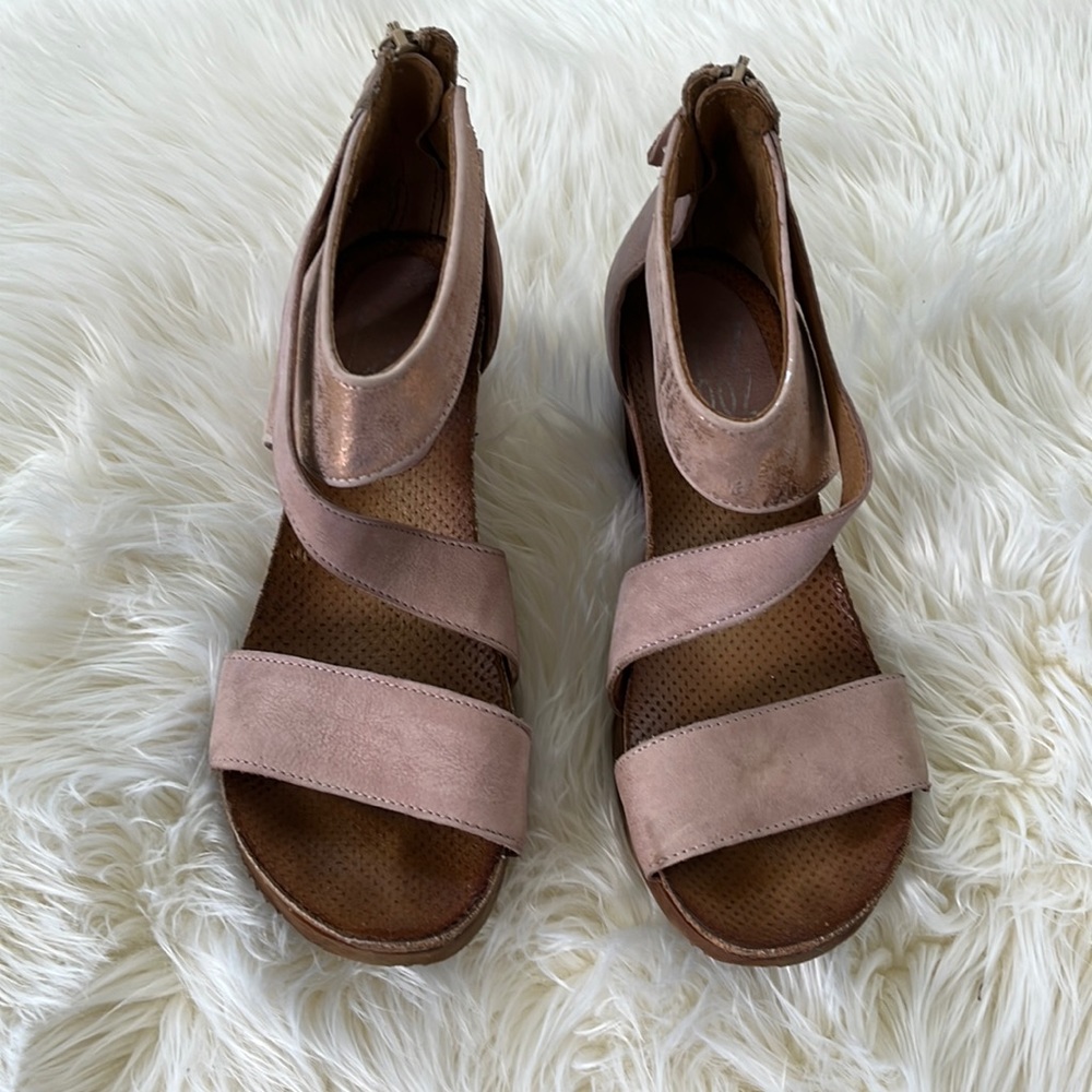 Miz Mooz Monarch style women’s shoes size 37